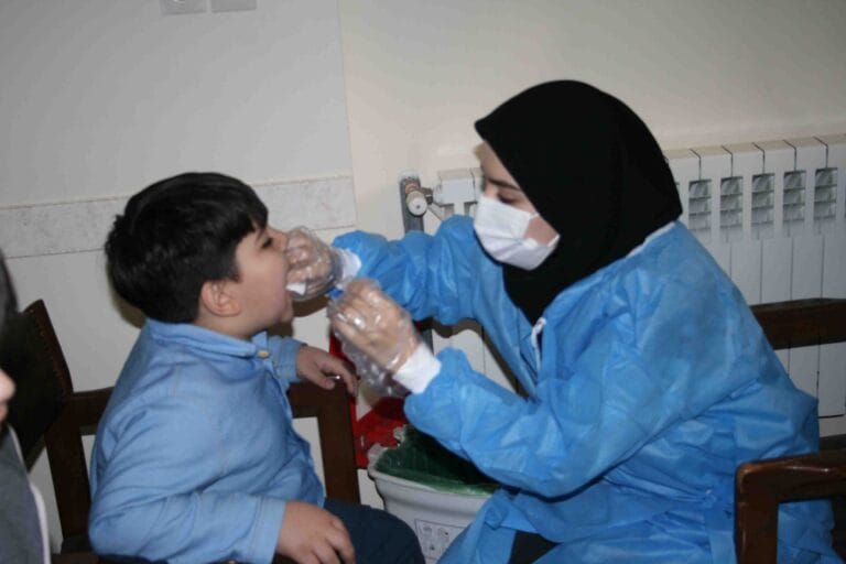 وارنیش-فلوراید-دانش-آموز