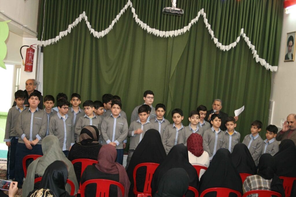 آیین-تجلیل-از-برگزیدگان-آموزشی