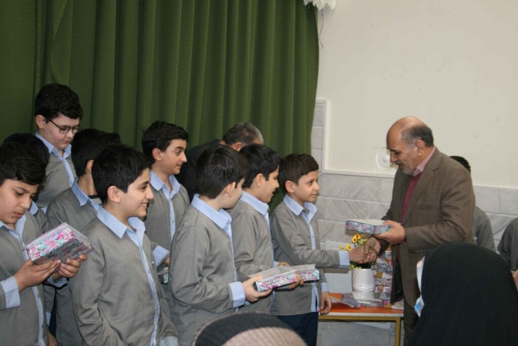 اهدای-جوایز-نوبت-اول