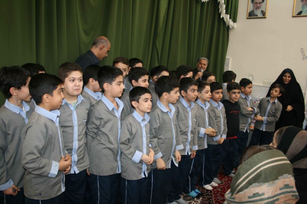 مراسم-افتخار-دانش‌آموزان-برتر