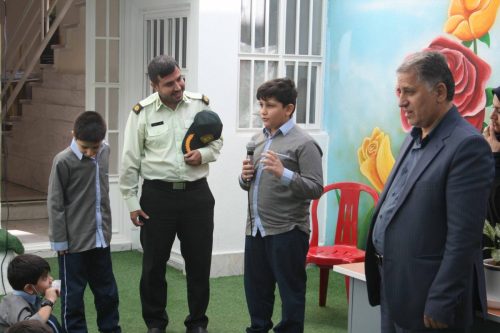 آموزش-نیروی-انتظامی-مدرسه